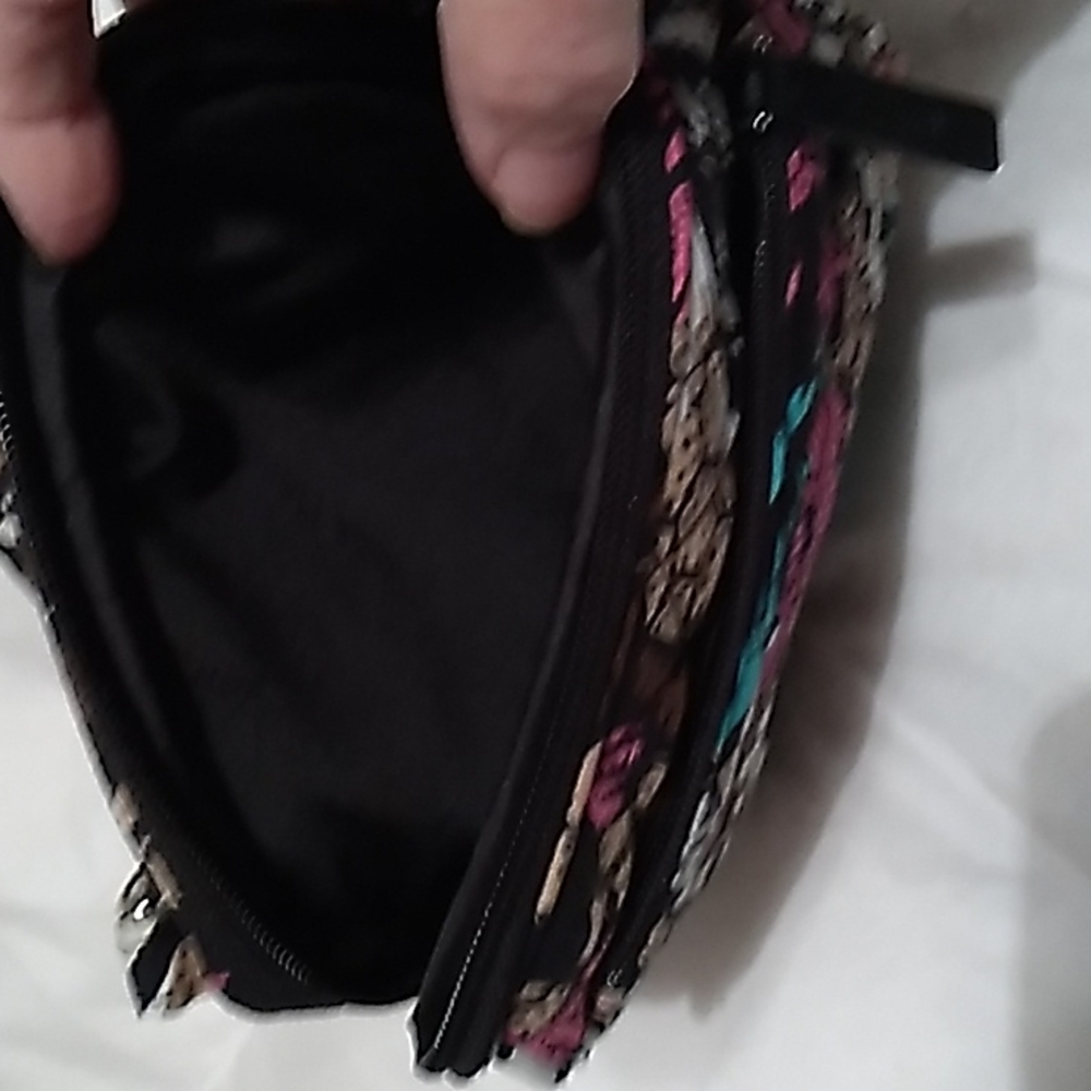 Vera Bradley crossbody purse - Picture 4 of 5